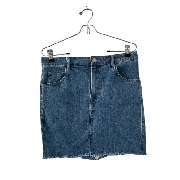 H&M Denim Mini Skirt sz 10 - Picture 1 of 8